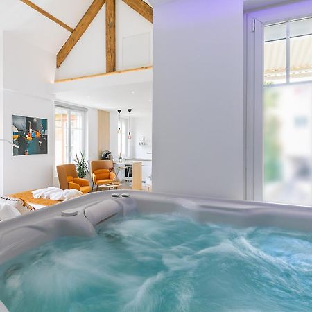 Relax Spa, Avec Jacuzzi A ดีจอง ภายนอก รูปภาพ